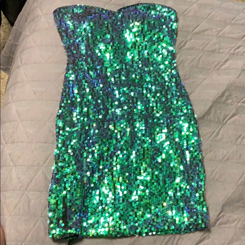 Sparkly sequin dress